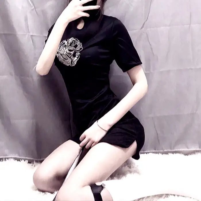 眼里余光都是你